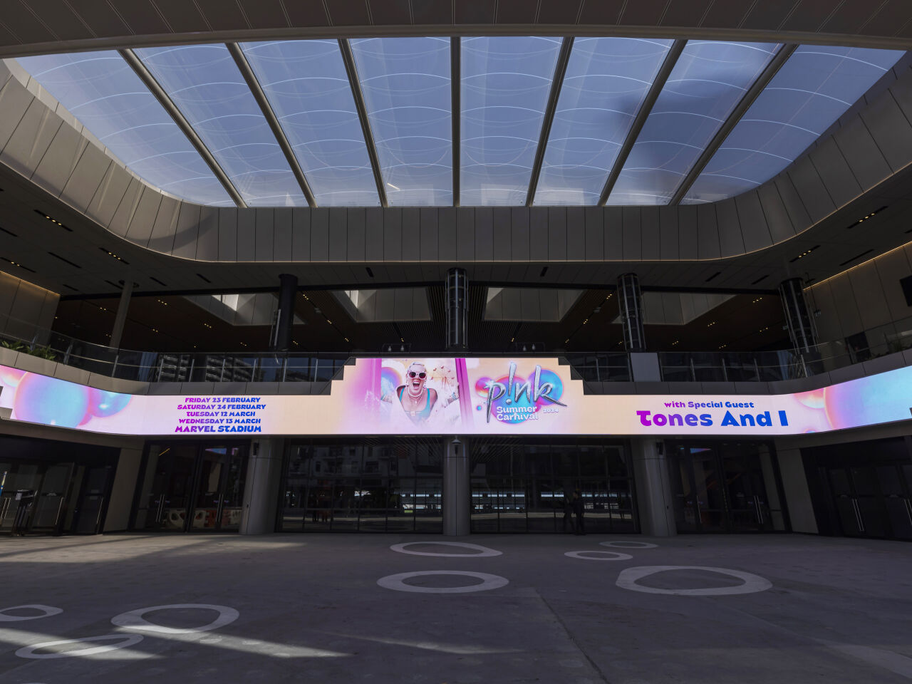 Bespoke and Curved LED Screen Marvel Stadium by Sharp EIT Solutions