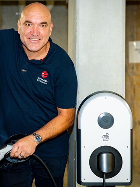 WIN an exclusive lunch with Steve Roach & Gorden Tallis