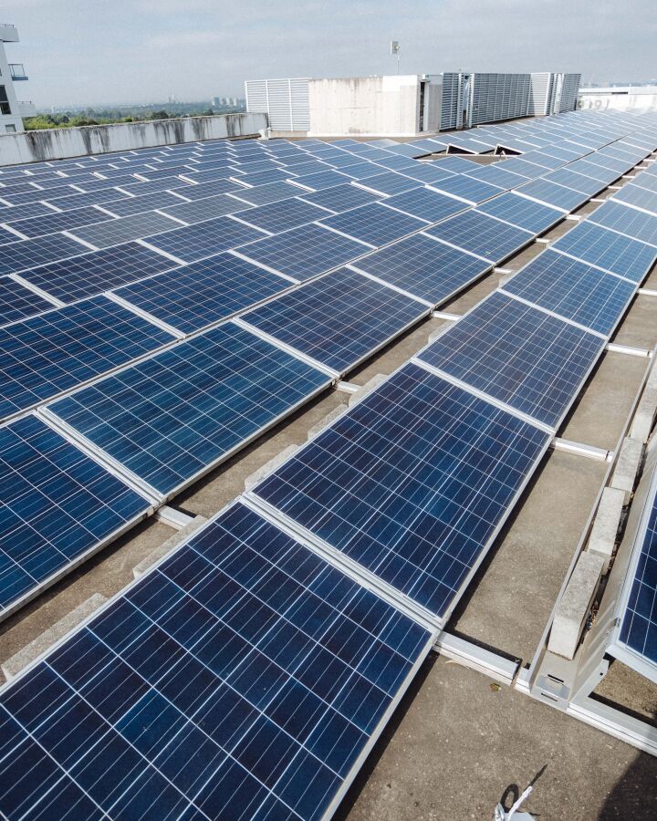 How to Choose the Right Solar System Size for Your Business